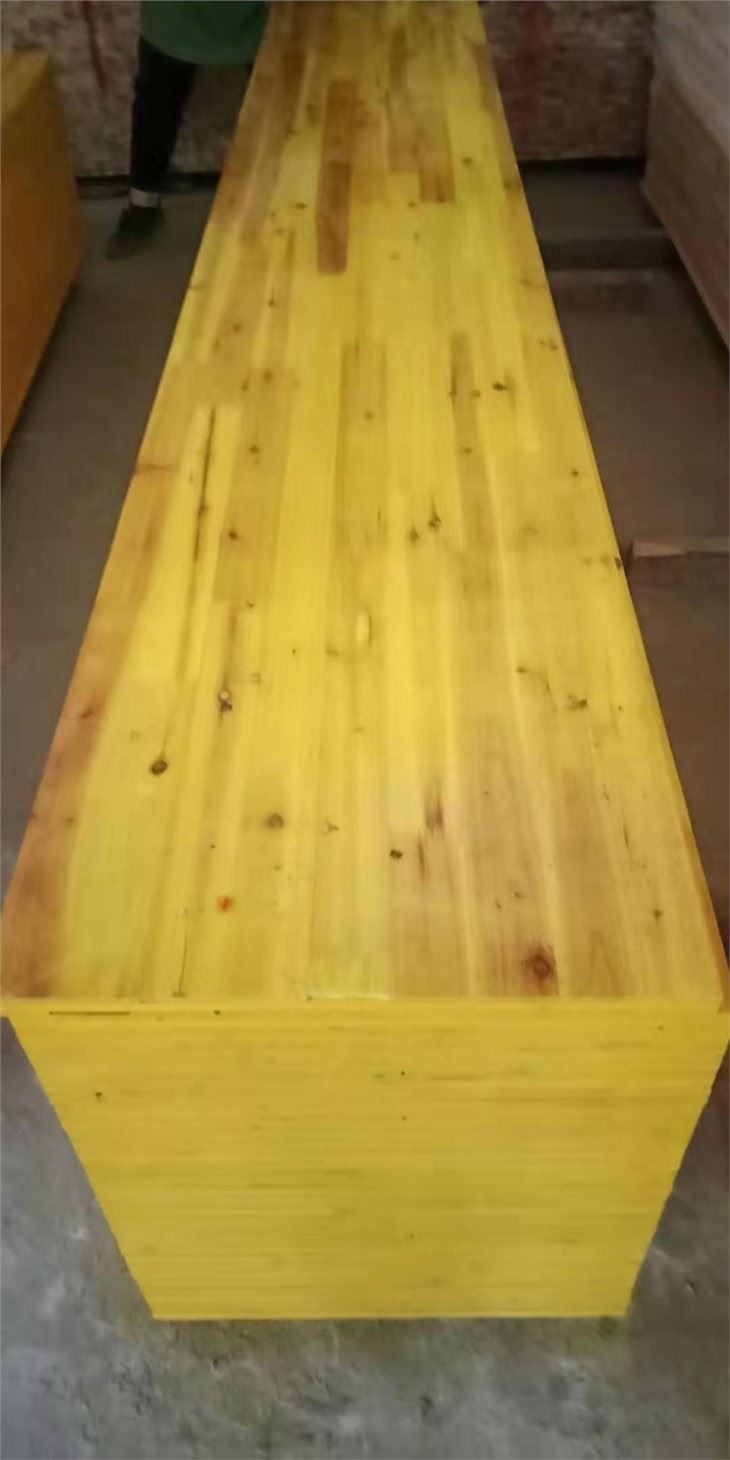 3PLY YELLOW SHUTTERING PANEL For Concrete